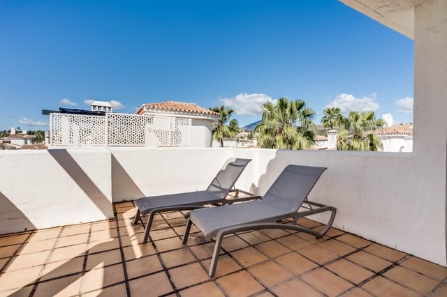 3 bedroom Penthouse for sale in La Dama de Noche - La Alzambra, Marbella with pool - € 650,000 (Ref: 8894661)