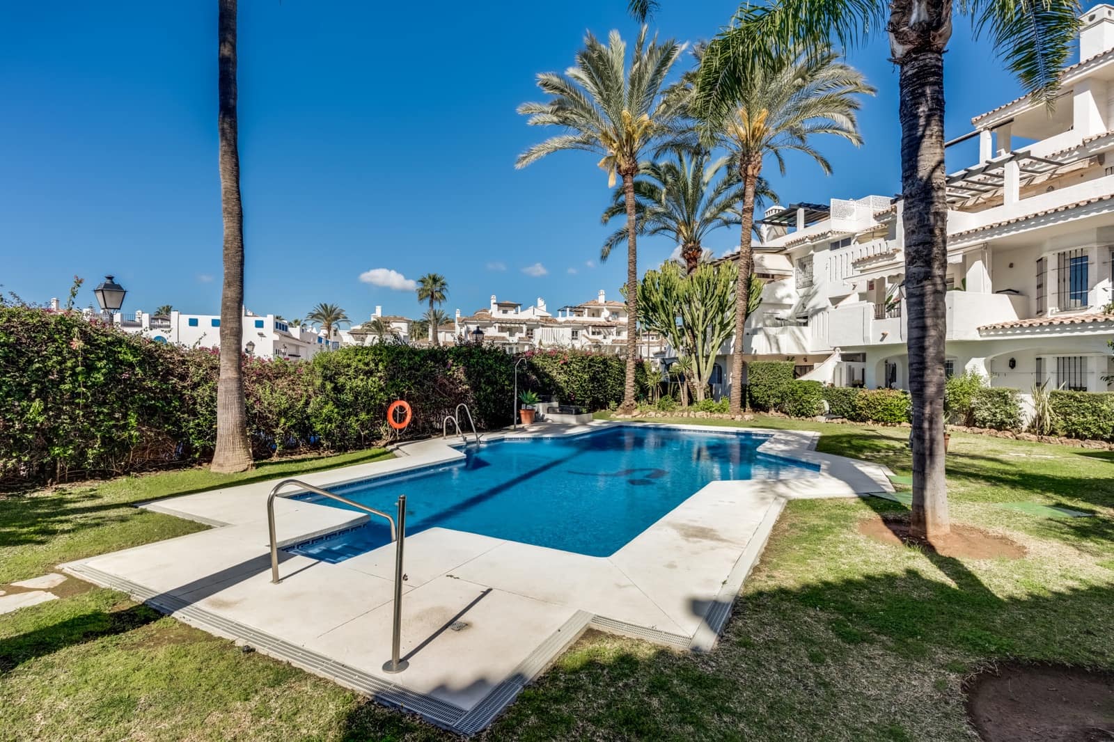 3 camera da letto Attico in vendita in Marbella con piscina - 650.000 € (Rif: 8894661)