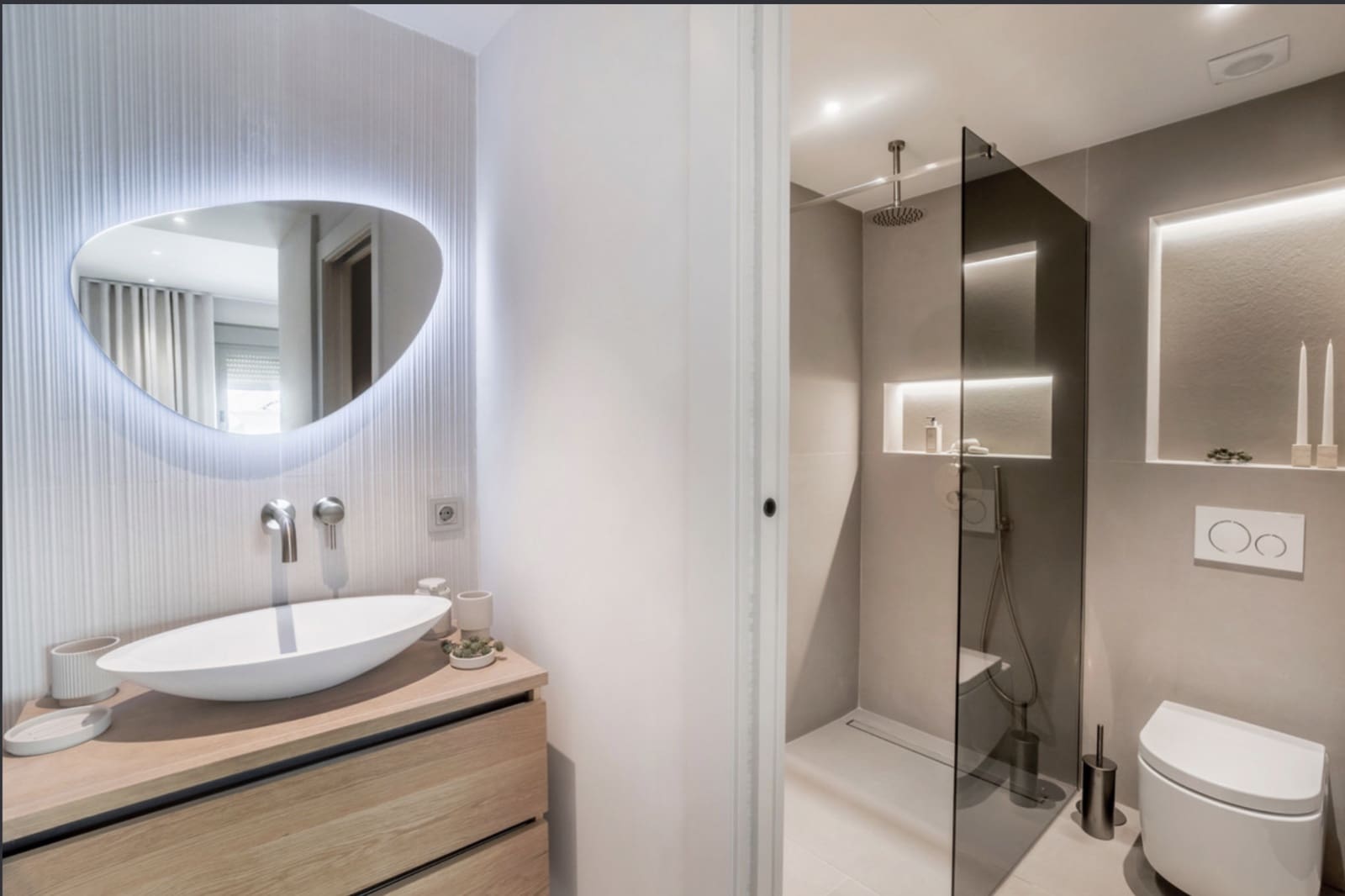 3 bedroom Apartment for sale in Nueva Andalucia with pool garage - € 1,185,000 (Ref: 8902096)