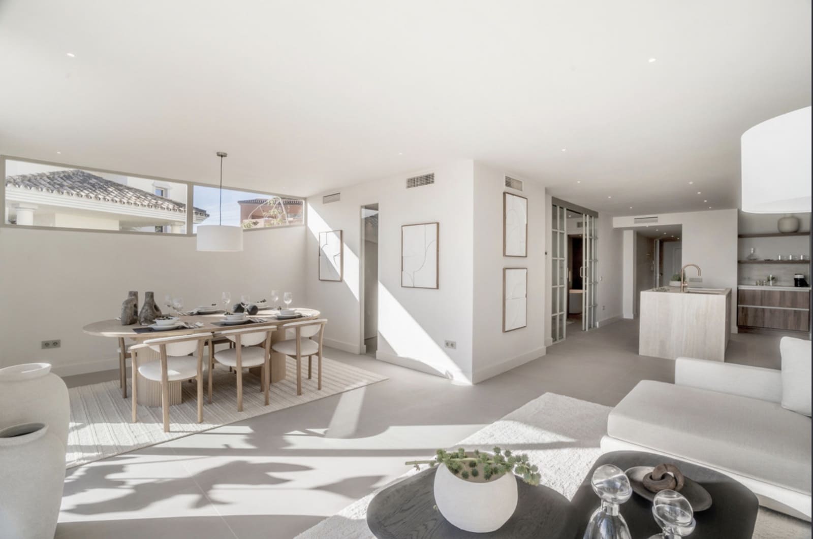 3 slaapkamer Appartement te koop in Nueva Andalucia met zwembad garage - € 1.185.000 (Ref: 8902096)