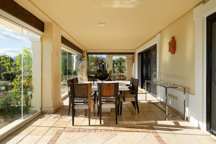 3 bedroom Apartment for sale in Nueva Andalucia with pool garage - € 2,500,000 (Ref: 8912817)