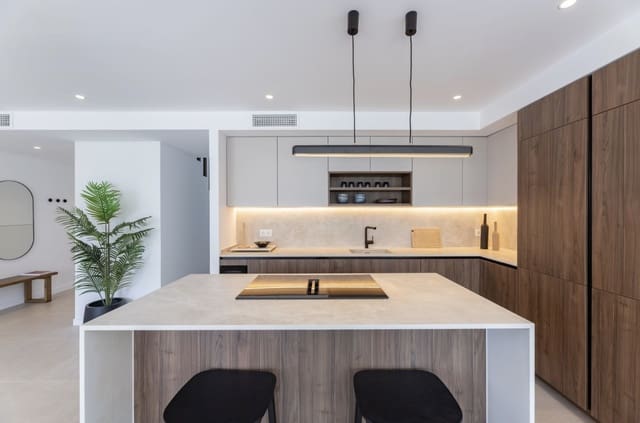 3 slaapkamer Huis te koop in Nueva Andalucia, Marbella met zwembad garage - € 895.000 (Ref: 8915159)