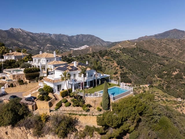 6 soverom Villa til salgs i Marbella med svømmebasseng garasje - € 3 950 000 (Ref: 8918148)