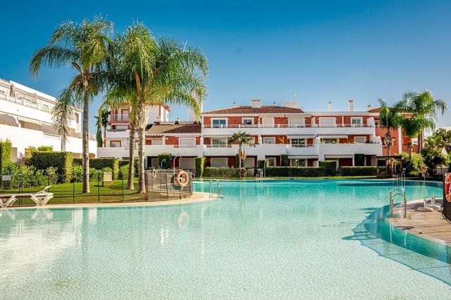 3 slaapkamer Penthouse te koop in El Paraiso, Estepona met zwembad garage - € 570.000 (Ref: 8921377)