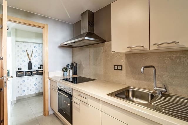 3 slaapkamer Penthouse te koop in El Paraiso, Estepona met zwembad garage - € 570.000 (Ref: 8921377)