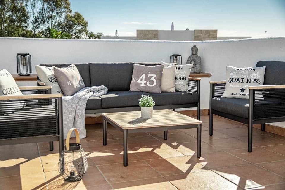 3 chambre Penthouse à vendre à El Paraiso avec piscine garage - 570 000 € (Ref: 8921377)