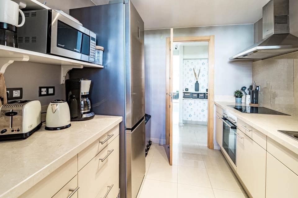 3 chambre Penthouse à vendre à El Paraiso avec piscine garage - 570 000 € (Ref: 8921377)