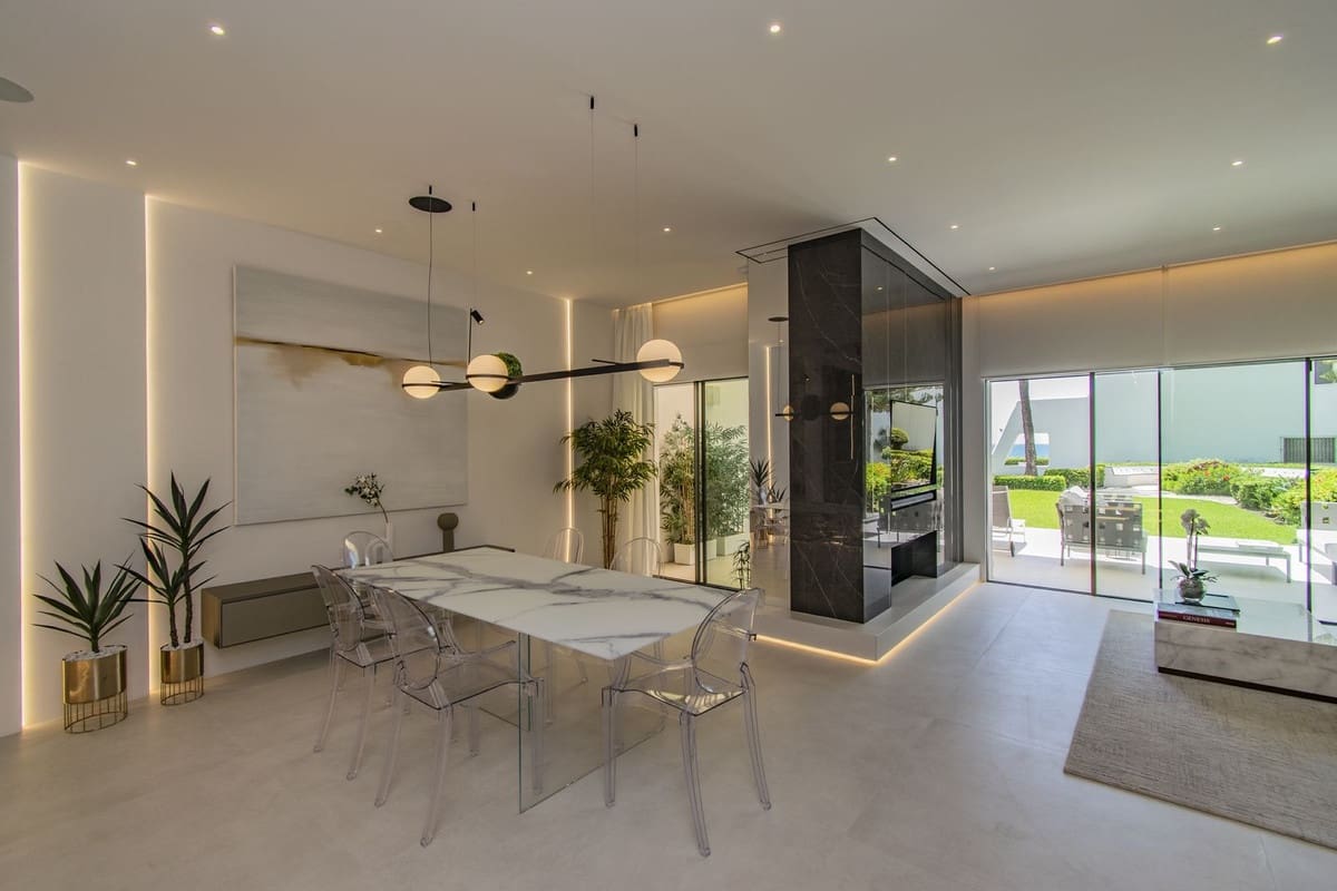 4 sypialnia Dom na sprzedaż w Golden Mile z basenem garażem - 5 460 000 € (Ref: 8921381)