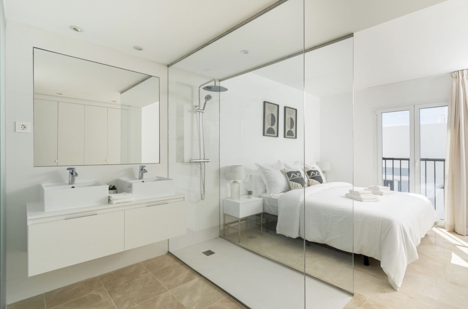 2 bedroom Penthouse for sale in Benahavis with pool garage - € 839,000 (Ref: 8929946)