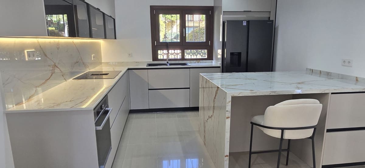6 chambre Villa/Maison à vendre à Marbella avec piscine garage - 2 420 000 € (Ref: 8935146)