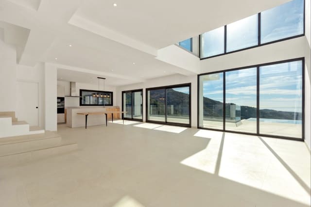 5 sovrum Villa till salu i Benahavís med pool - 1 750 000 € (Ref: 8946796)