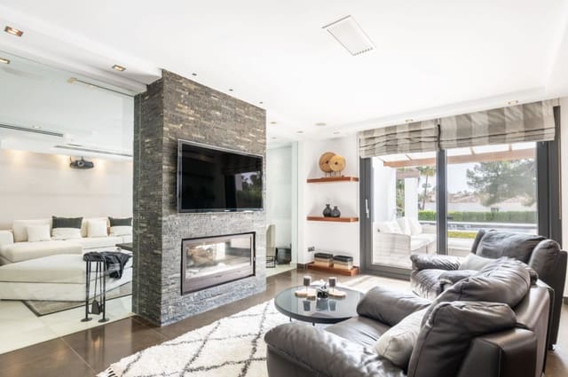 5 slaapkamer Villa te koop in Nueva Andalucia, Marbella met zwembad garage - € 4.500.000 (Ref: 8950670)