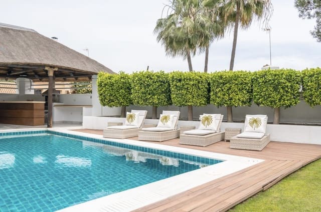 5 chambre Villa/Maison à vendre à Nueva Andalucia, Marbella avec piscine garage - 4 500 000 € (Ref: 8950670)