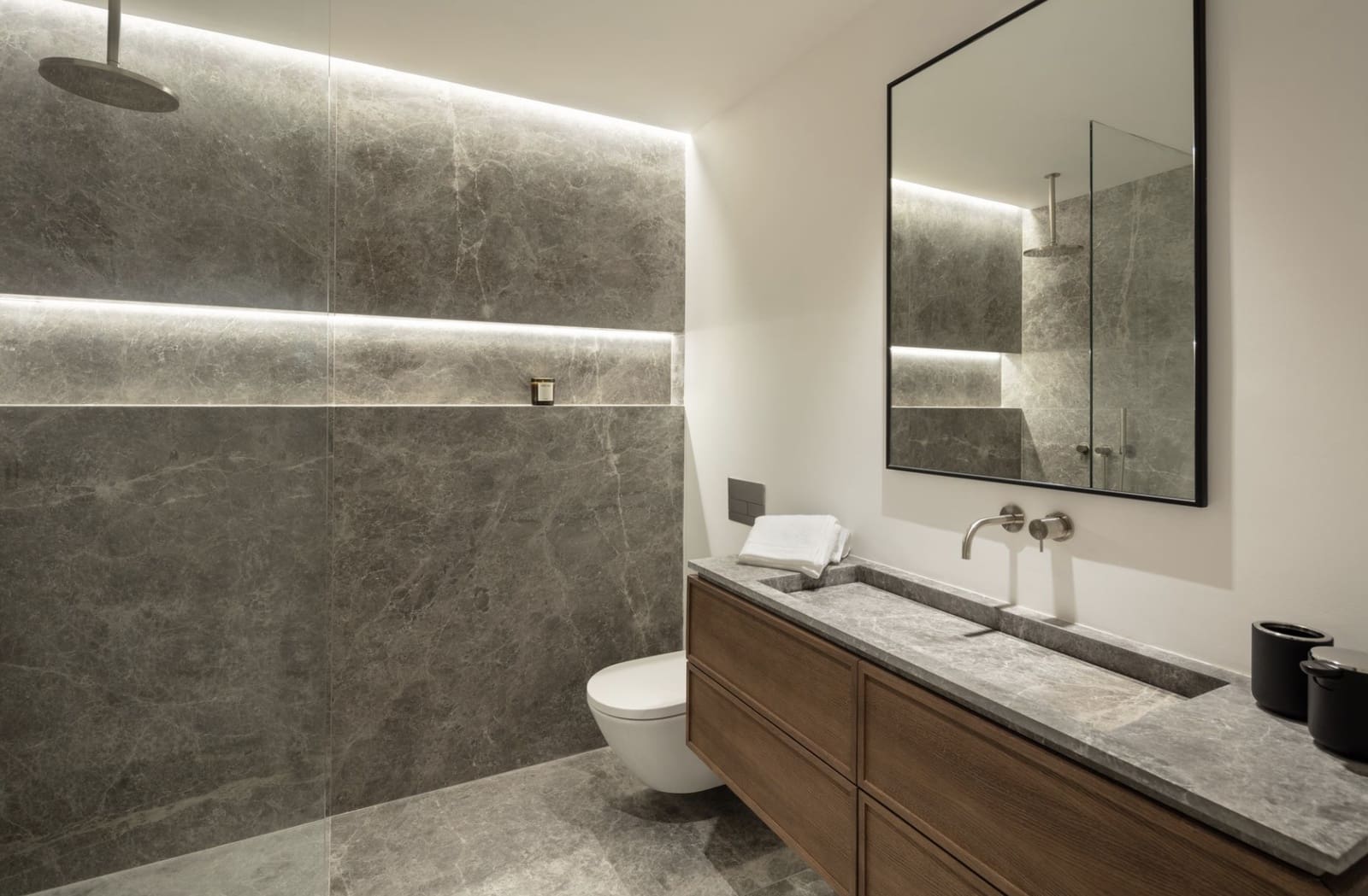 3 sypialnia Apartament na sprzedaż w Marbella z basenem garażem - 4 695 000 € (Ref: 8951835)