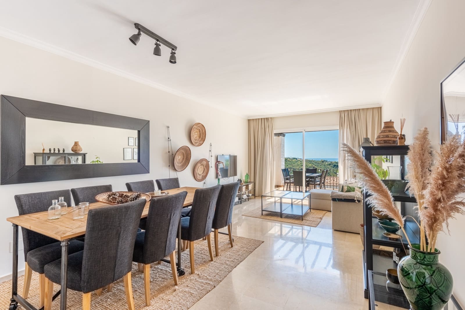 2 soverom Penthouse til salgs i Benahavis med svømmebasseng garasje - € 639 000 (Ref: 8954430)