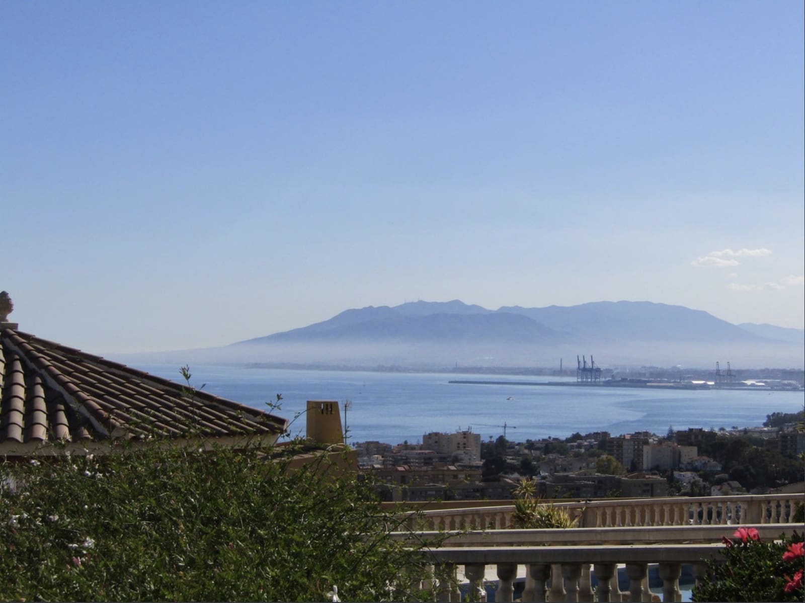 6 soveværelse Villa til salg i Malaga by med swimmingpool garage - € 3.150.000 (Ref: 8954435)