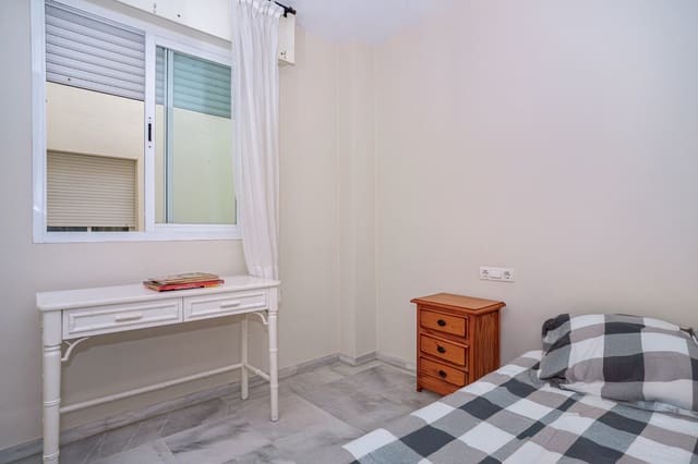 2 sovrum Lägenhet till salu i Nueva Andalucia, Marbella med pool garage - 360 000 € (Ref: 8957058)