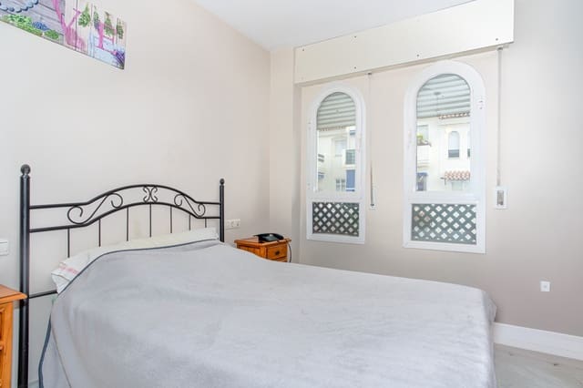 2 sovrum Lägenhet till salu i Nueva Andalucia, Marbella med pool garage - 360 000 € (Ref: 8957058)