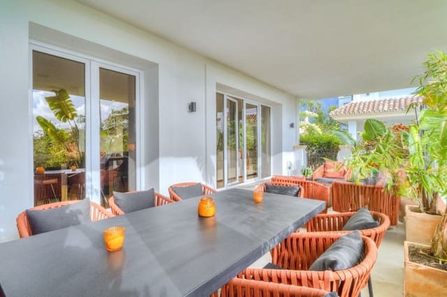 Apartamento de 3 habitaciones en Golden Mile, Marbella en venta con piscina garaje - 1.395.000 € (Ref: 8961564)