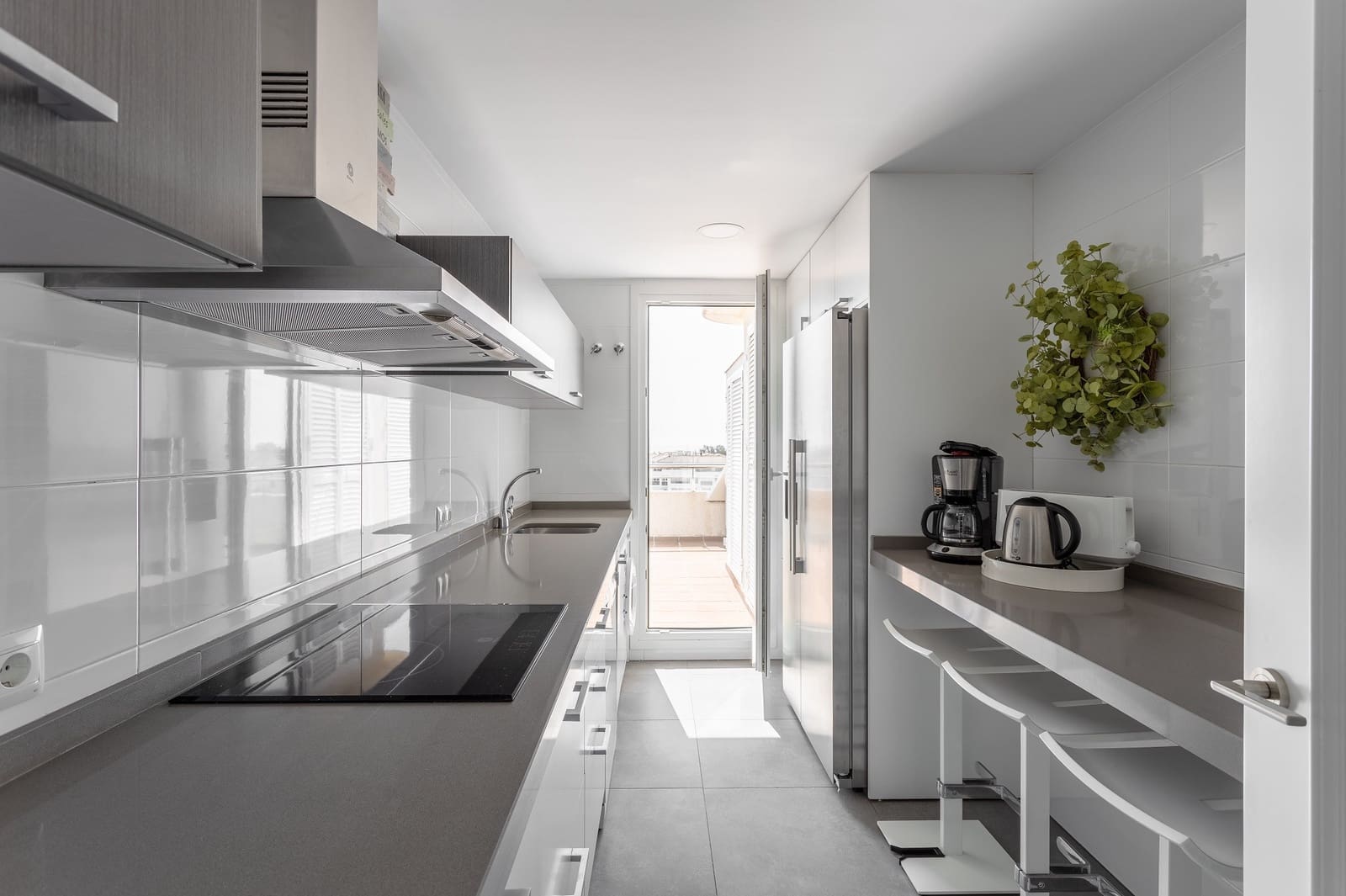 3 soveværelse Penthouse til salg i Puerto Banus med swimmingpool garage - € 2.300.000 (Ref: 8970329)