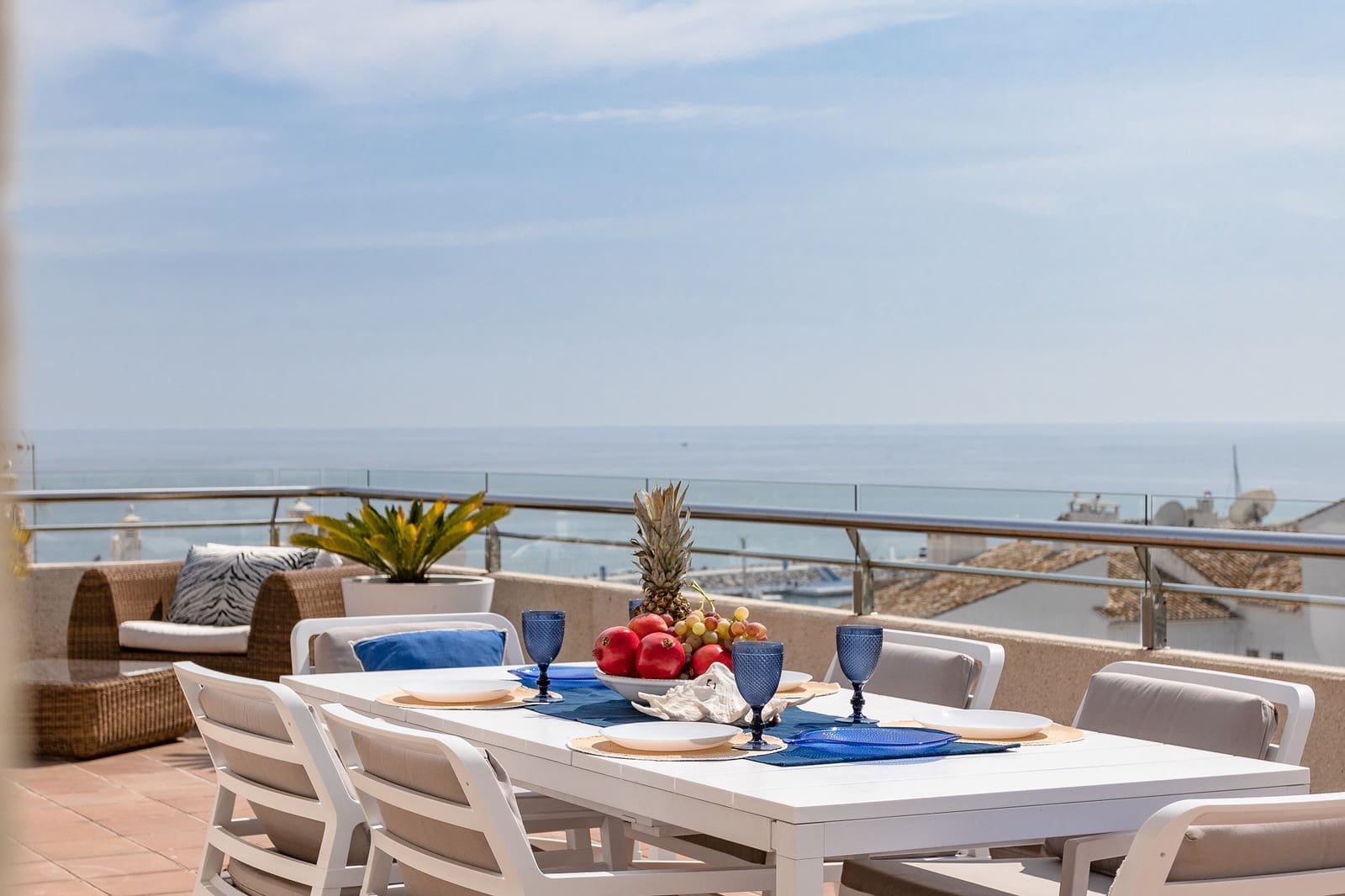 3 soveværelse Penthouse til salg i Puerto Banus med swimmingpool garage - € 2.300.000 (Ref: 8970329)