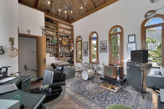 5 sovrum Villa till salu i Marbella med pool garage - 2 690 000 € (Ref: 8976109)