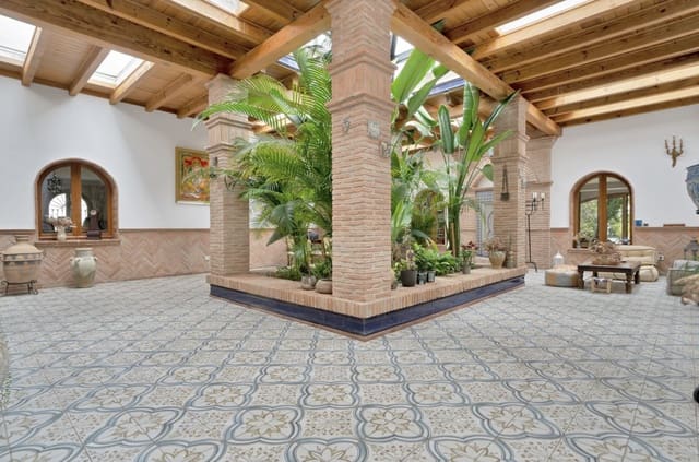 5 sypialnia Willa na sprzedaż w Marbella z basenem garażem - 2 450 000 € (Ref: 8976109)