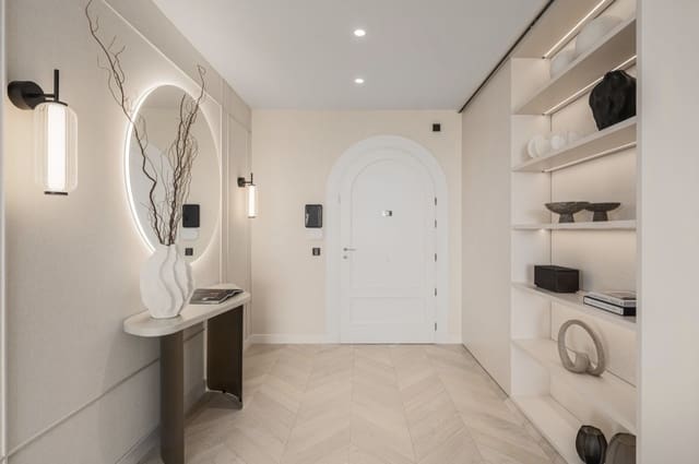 4 chambre Appartement à vendre à Nueva Andalucia, Marbella avec piscine garage - 2 750 000 € (Ref: 8979095)