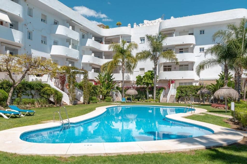 4 soveværelse Penthouse til salg i Marbella med swimmingpool garage - € 1.500.000 (Ref: 8979096)