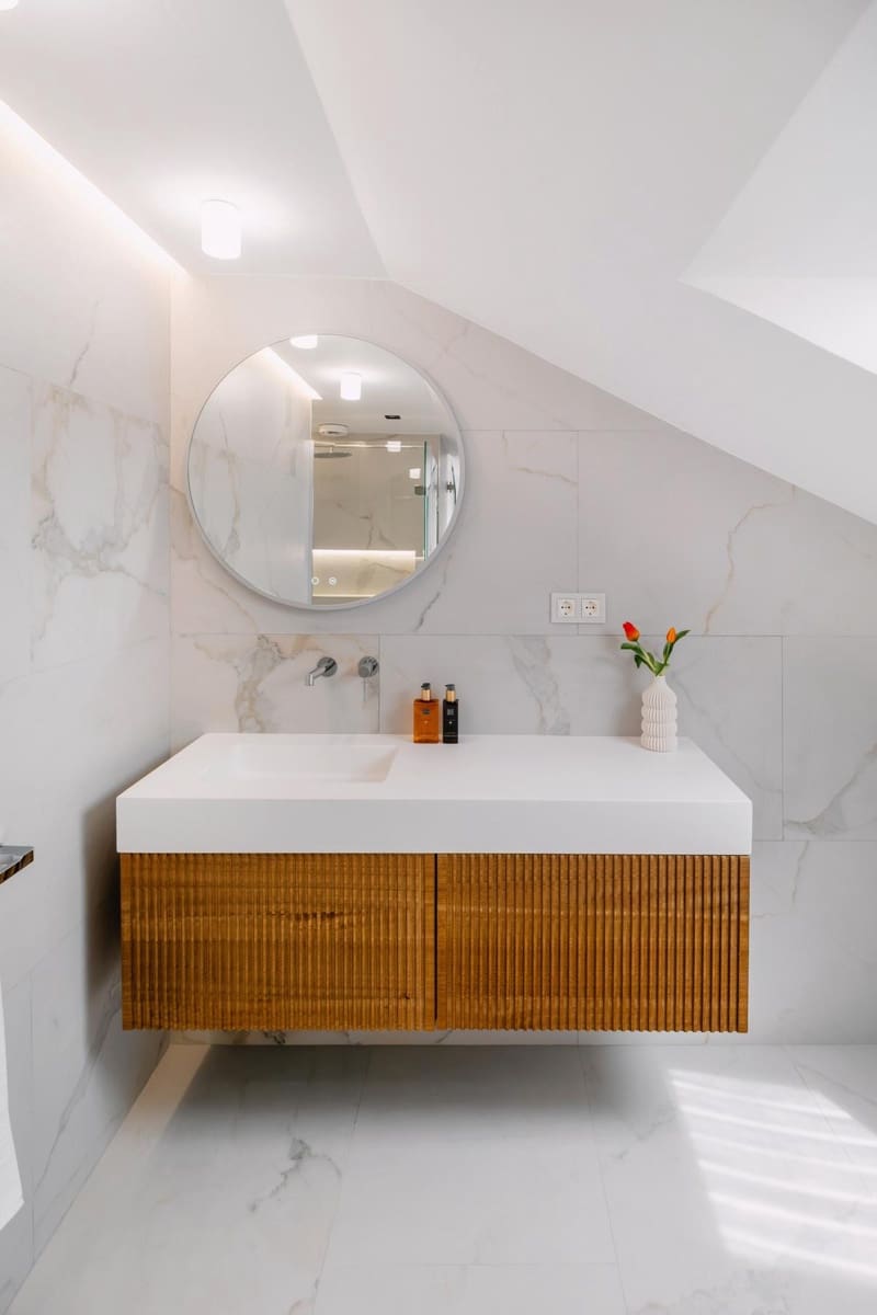 5 bedroom Penthouse for sale in Marbella with pool garage - € 1,995,000 (Ref: 8980938)