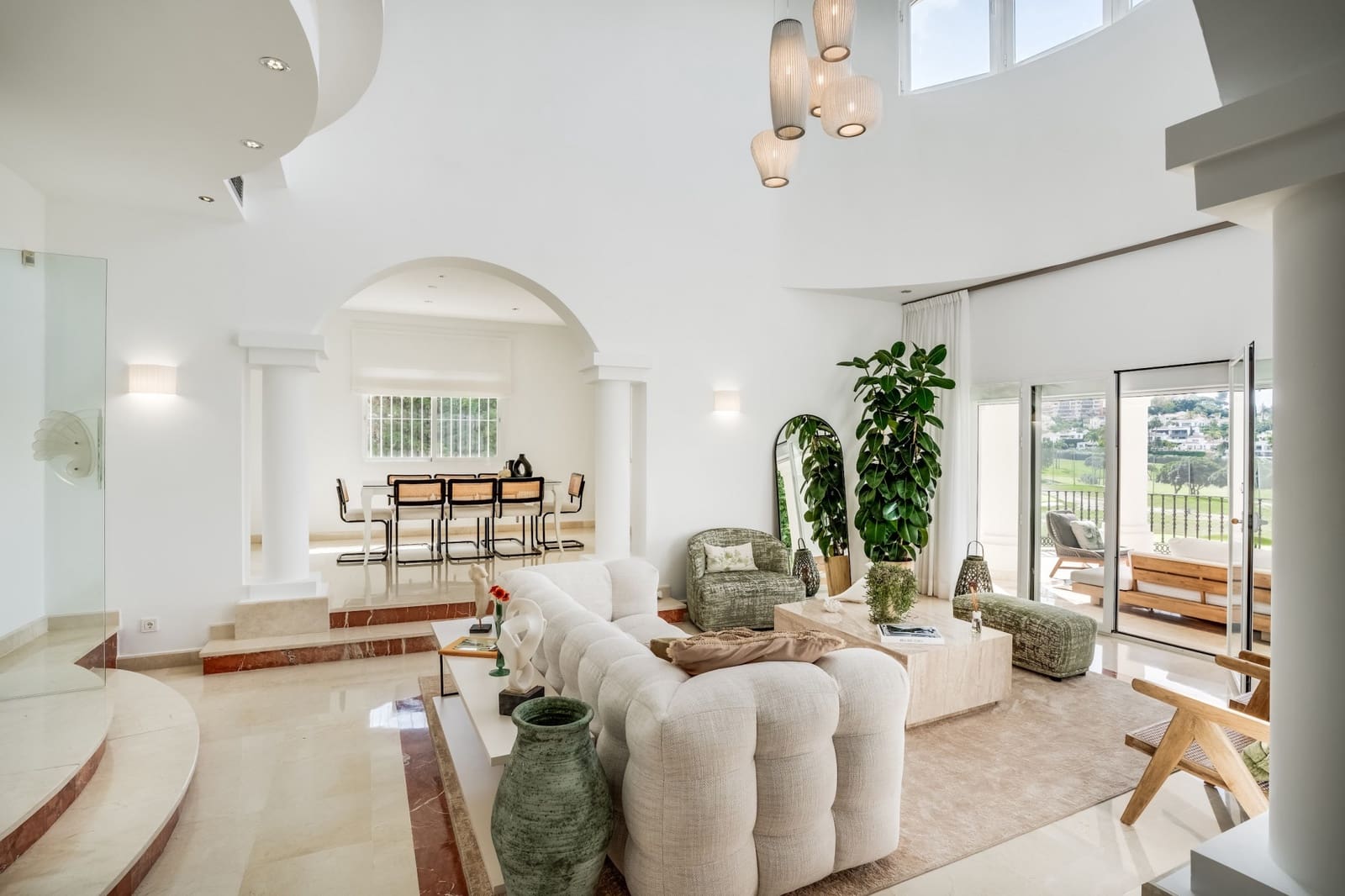 7 sovrum Villa till salu i Marbella med pool garage - 3 850 000 € (Ref: 8992207)