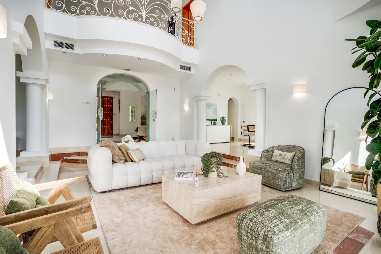 7 sovrum Villa till salu i Marbella med pool garage - 3 850 000 € (Ref: 8992207)