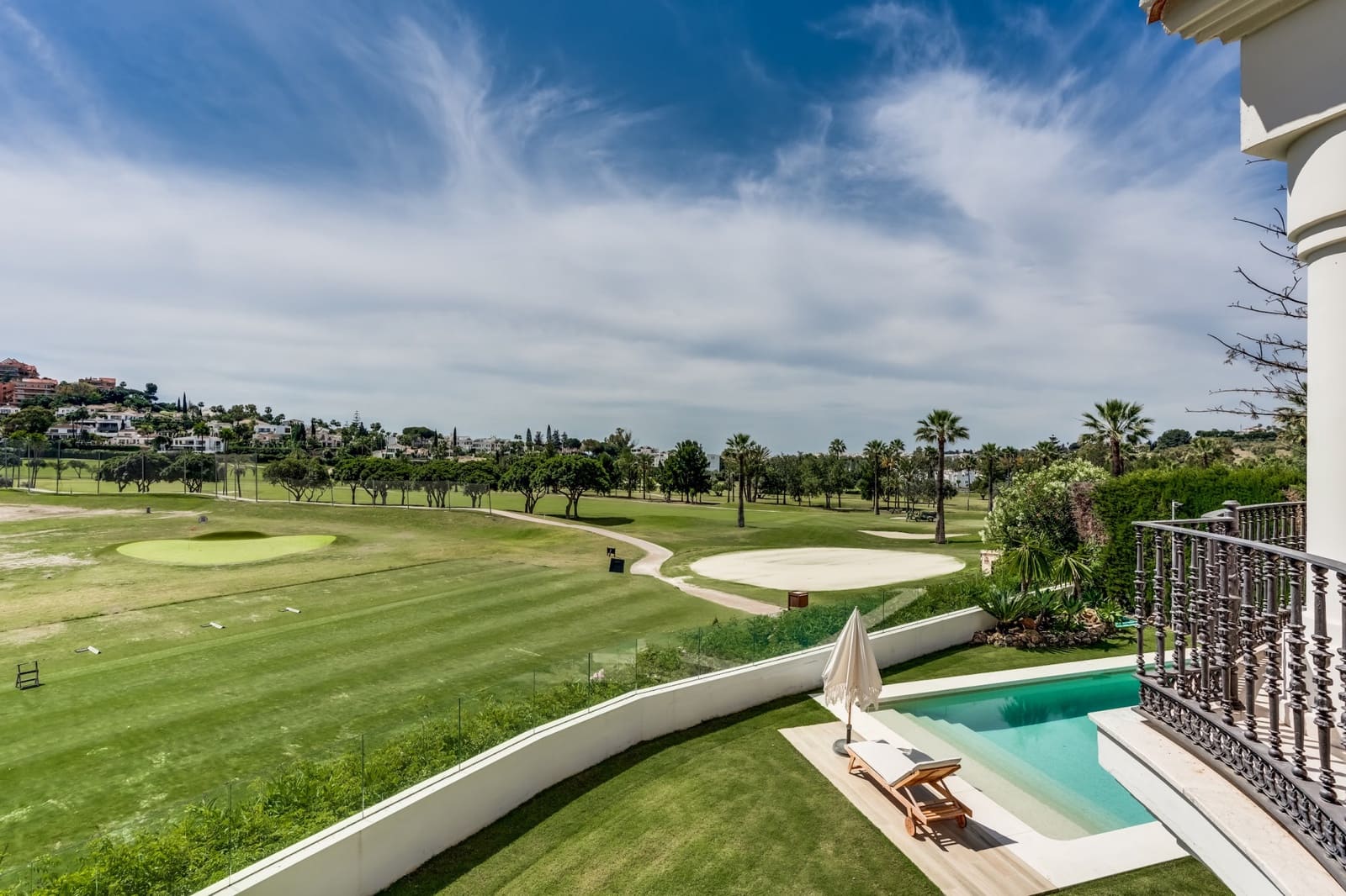 7 sovrum Villa till salu i Marbella med pool garage - 3 850 000 € (Ref: 8992207)