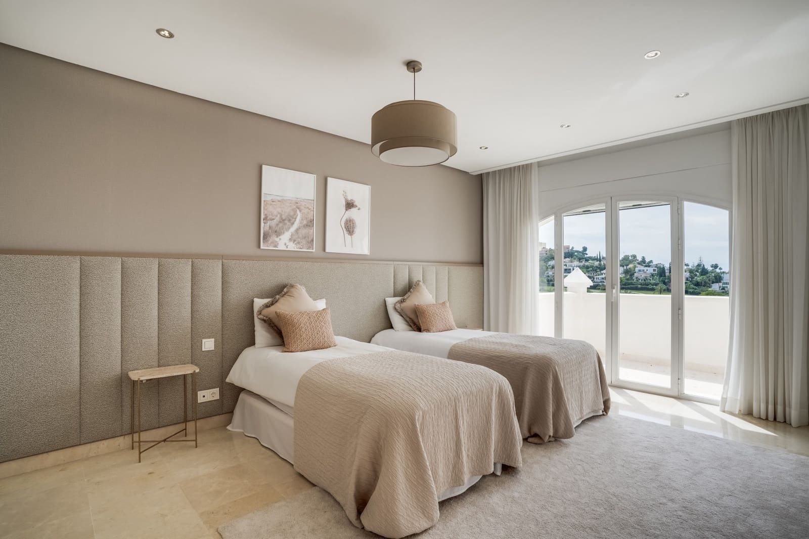 7 sovrum Villa till salu i Marbella med pool garage - 3 850 000 € (Ref: 8992207)