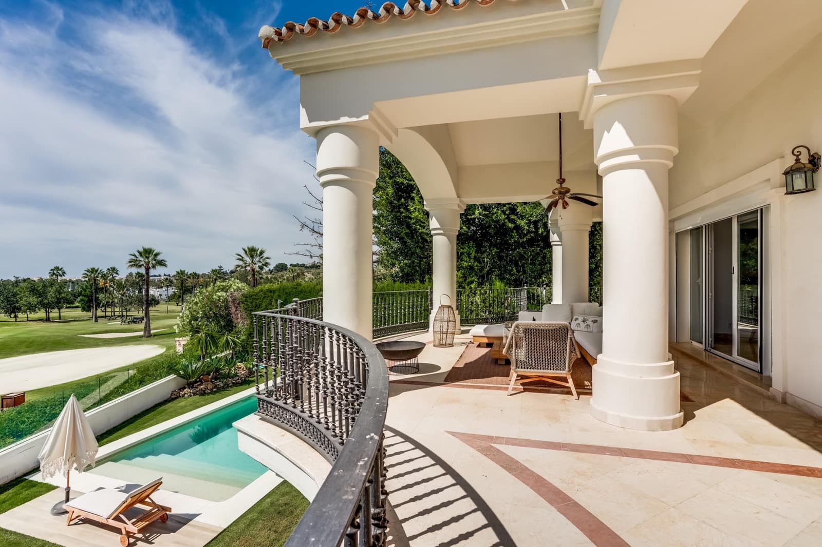 7 sovrum Villa till salu i Marbella med pool garage - 3 850 000 € (Ref: 8992207)