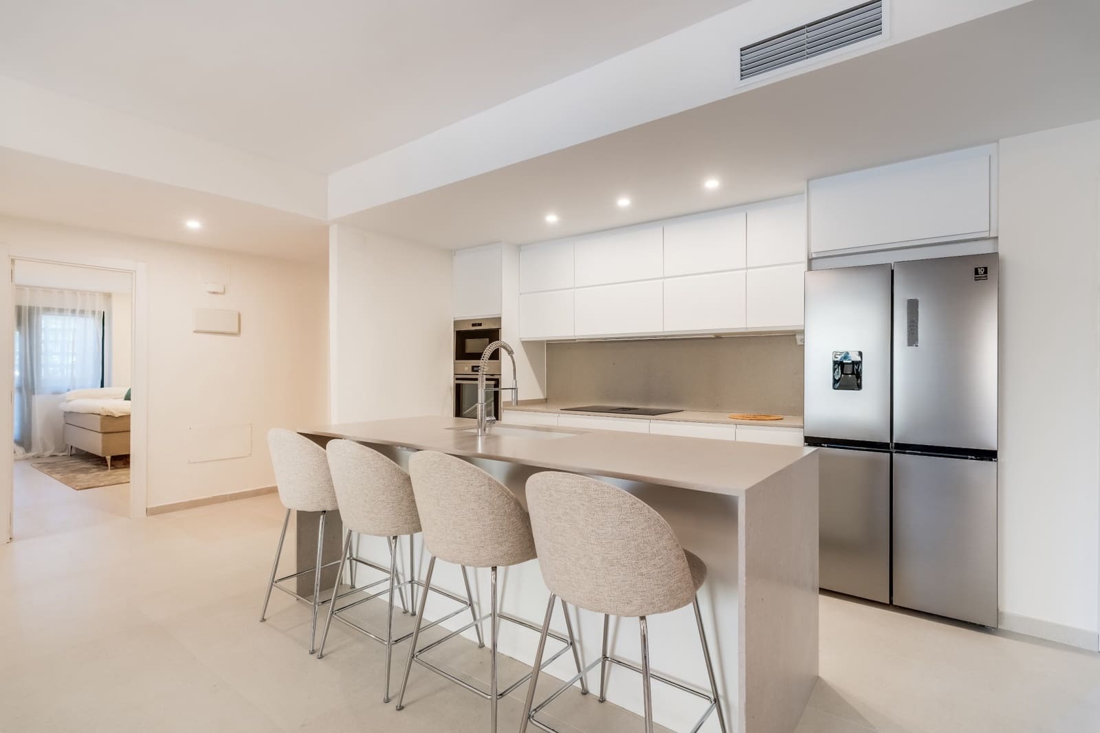 4 soveværelse Lejlighed til salg i San Pedro de Alcantara med swimmingpool garage - € 695.000 (Ref: 8992208)