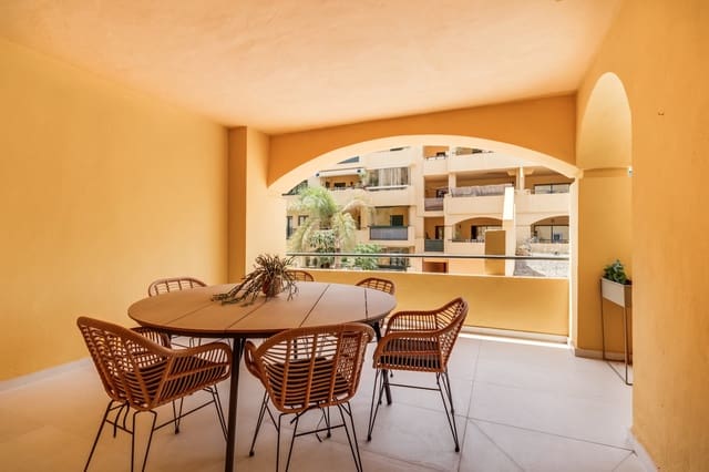 4 soveværelse Lejlighed til salg i Nueva Alcántara, Marbella med swimmingpool garage - € 695.000 (Ref: 8992208)