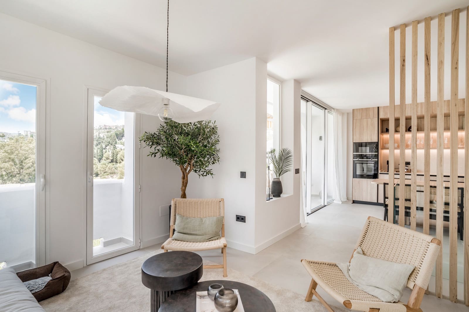 3 bedroom Apartment for sale in Benahavis with pool - € 649,000 (Ref: 8992211)