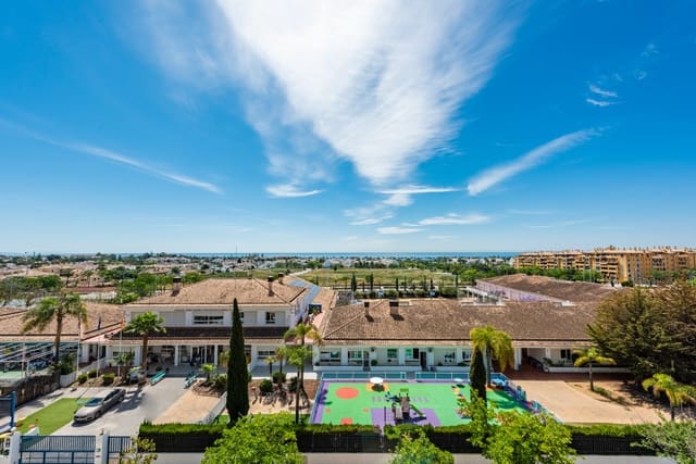 2 sovrum Lägenhet till salu i San Pedro de Alcantara, Marbella med pool garage - 575 000 € (Ref: 9012554)