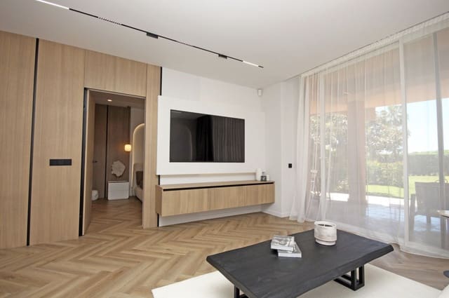 3 chambre Appartement à vendre à Nueva Andalucia, Marbella avec piscine garage - 1 190 000 € (Ref: 9013816)