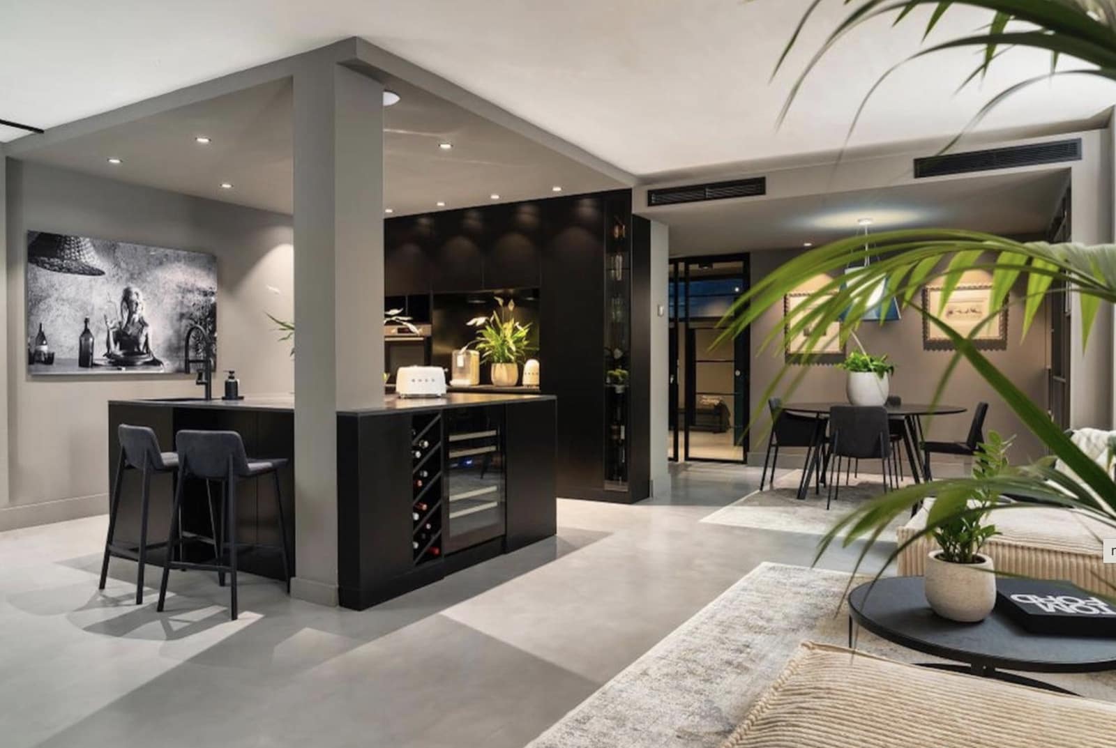 3 sypialnia Dom na sprzedaż w Benahavis z basenem garażem - 1 490 000 € (Ref: 9018206)