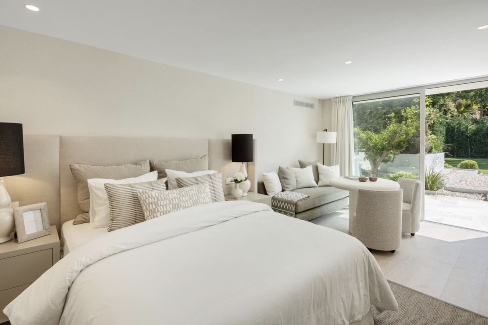 Chalet de 6 habitaciones en Marbella en venta con piscina garaje - 8.950.000 € (Ref: 9023177)