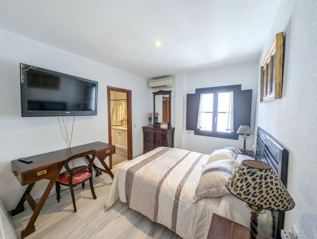 3 quarto Penthouse para venda em Marbella - 725 000 € (Ref: 9026748)