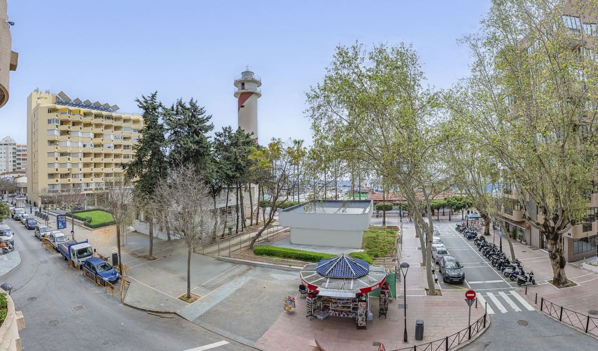 2 sovrum Lägenhet till salu i Marbella med pool garage - 1 650 000 € (Ref: 9026749)