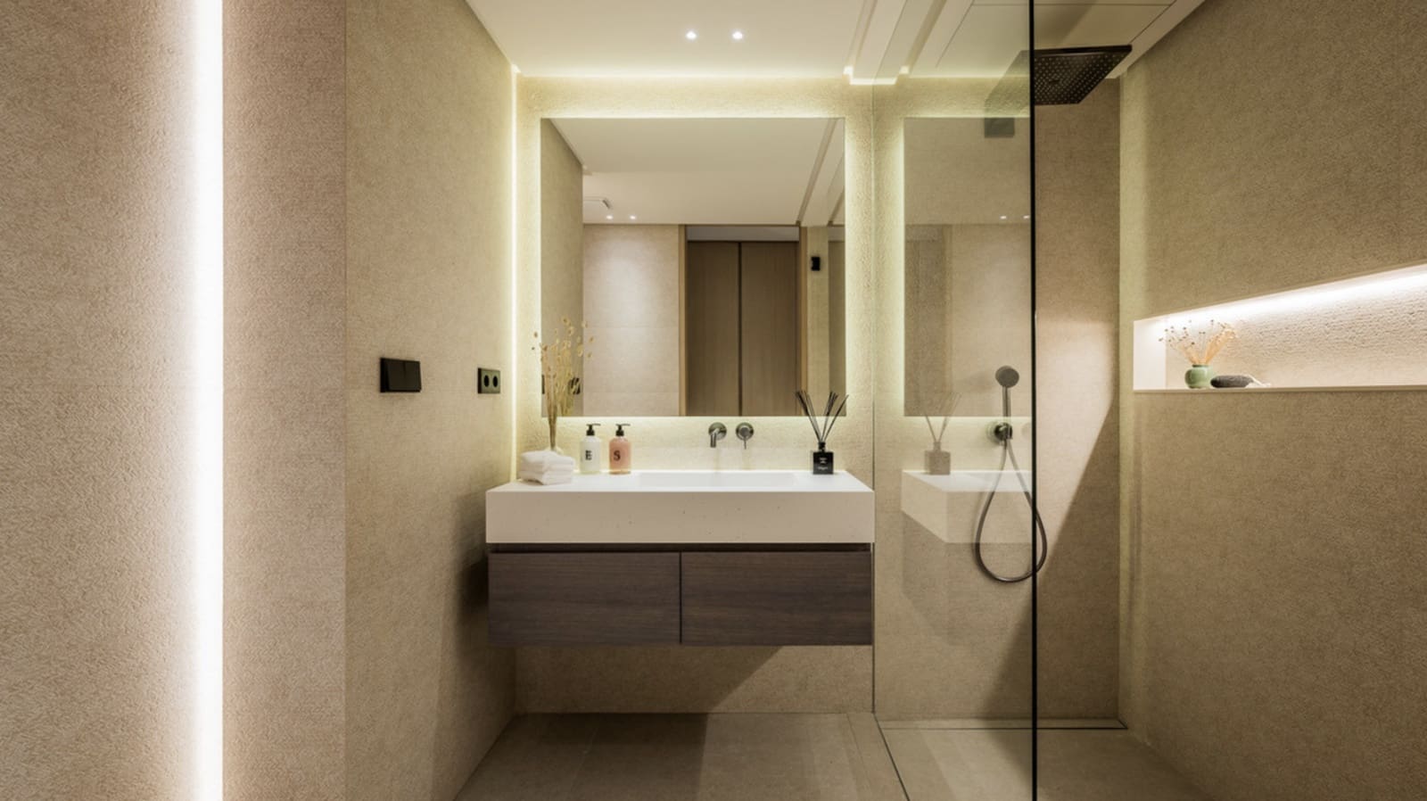 Chalet de 4 habitaciones en Nueva Andalucia en venta con piscina garaje - 5.975.000 € (Ref: 9034452)