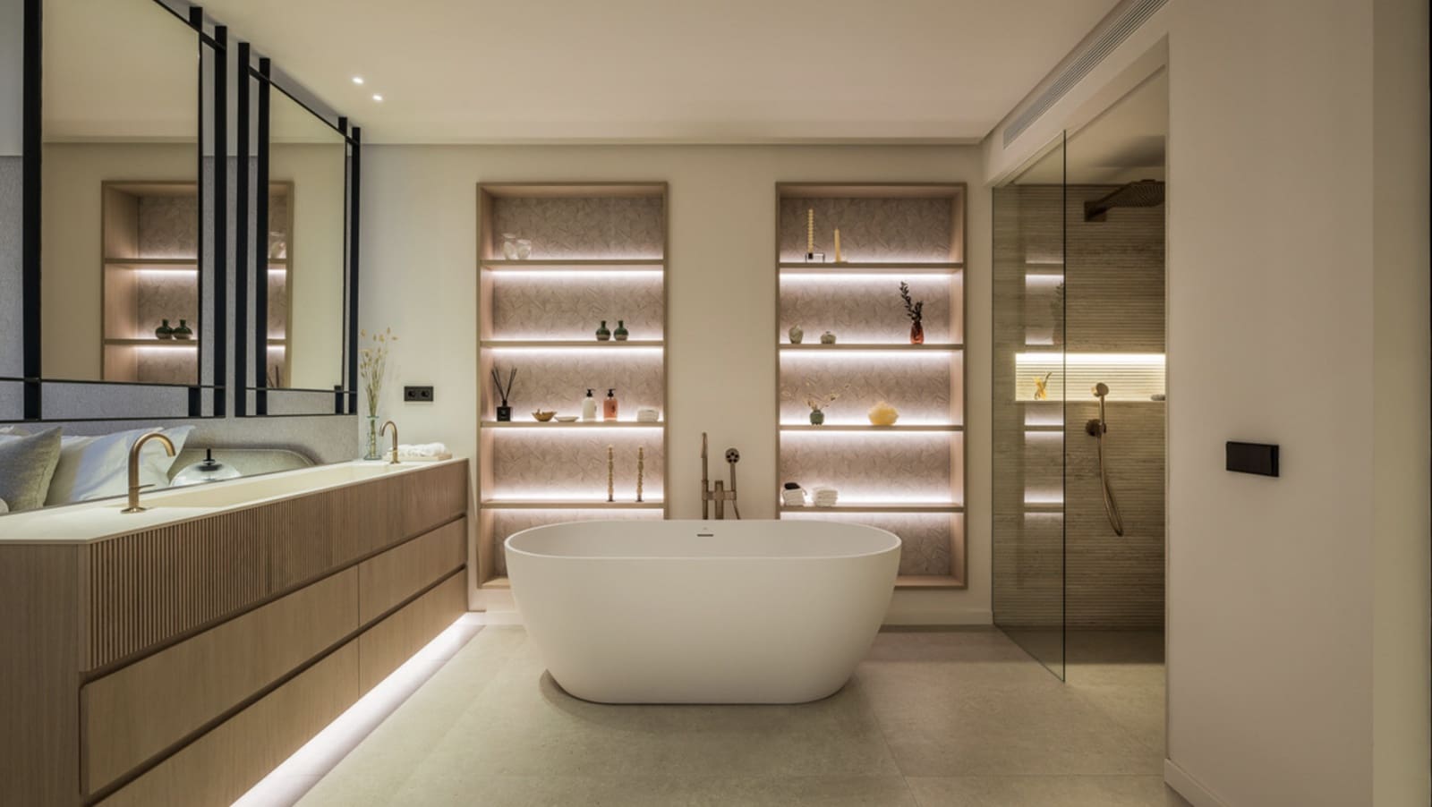 Chalet de 4 habitaciones en Nueva Andalucia en venta con piscina garaje - 5.975.000 € (Ref: 9034452)