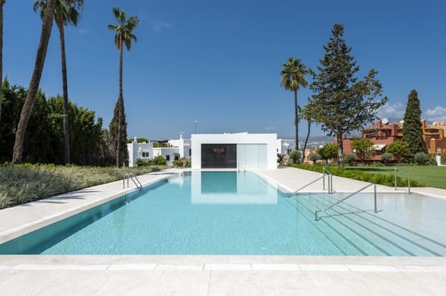 4 soverom Kjedet enebolig til salgs i Marbella med svømmebasseng garasje - € 5 500 000 (Ref: 9034453)