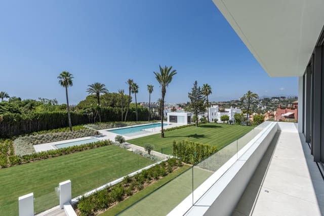 4 soverom Kjedet enebolig til salgs i Marbella med svømmebasseng garasje - € 5 500 000 (Ref: 9034453)