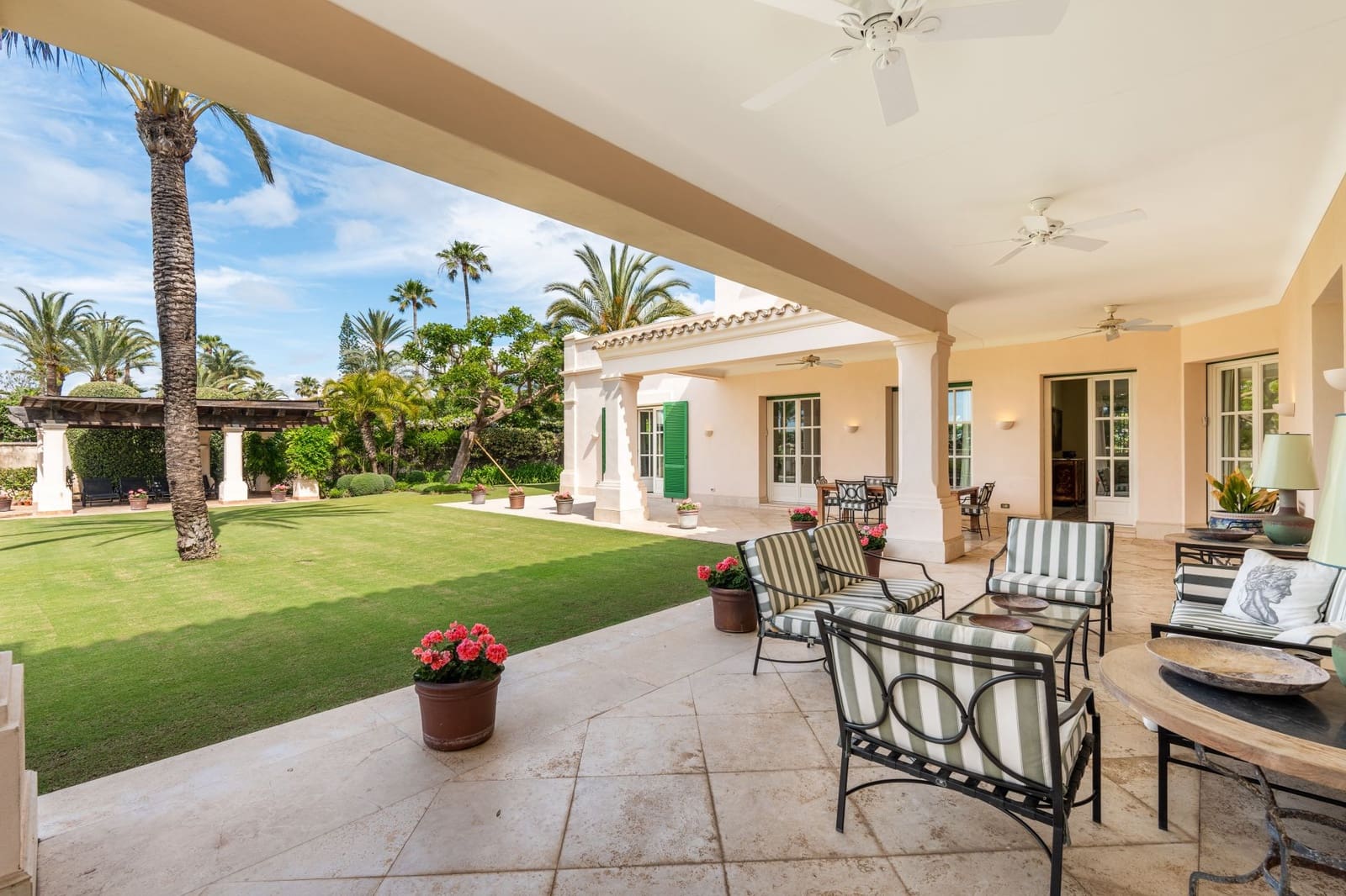 7 bedroom Villa for sale in Marbella with pool garage - € 10,700,000 (Ref: 9048724)