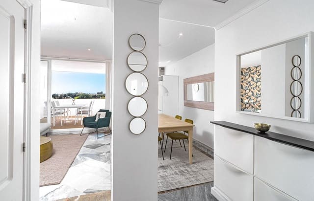 3 soveværelse Penthouse til salg i Nueva Andalucia, Marbella med swimmingpool garage - € 599.000 (Ref: 9059279)